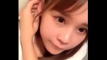 Play Em teen mặt xinh ngây thơ trong sáng mà thủ dâm dâm quá