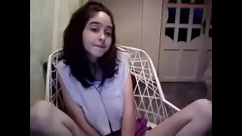 Play Innocent young lady with two big surprises