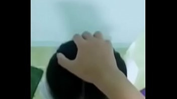 Play Vừa đi học về bắt em gái bú cu