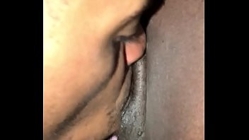 Play Eatin Pussy In Da Car