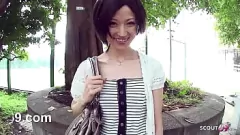 Play Skinny Asian Teen's First Dick Suck in a Car