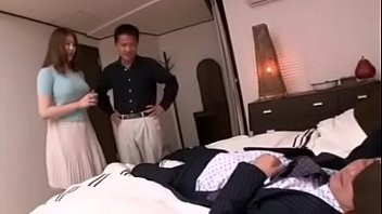 Play Japanese big natural tits