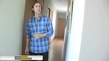 Play Dakota has some Quality time with milf
