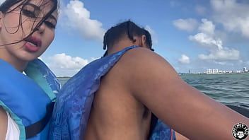 Play Lil d klaps Valerie kay on a jetski teaser